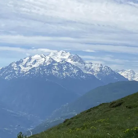 Сasa de vacaciones Malu In By Interhome